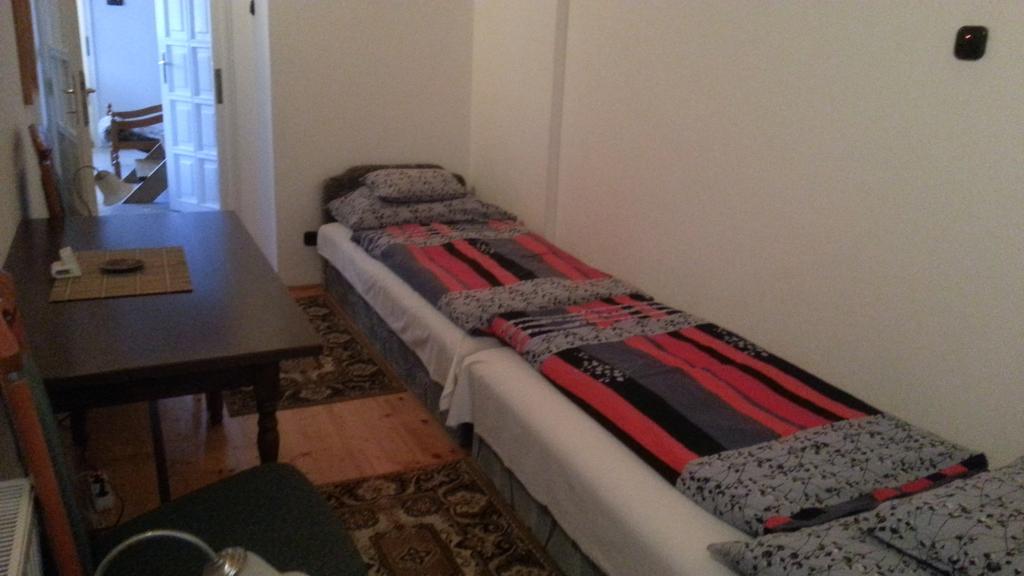 Csokonai Guesthouse Zamárdi Стая снимка