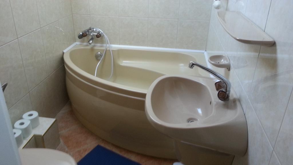 Csokonai Guesthouse Zamárdi Стая снимка