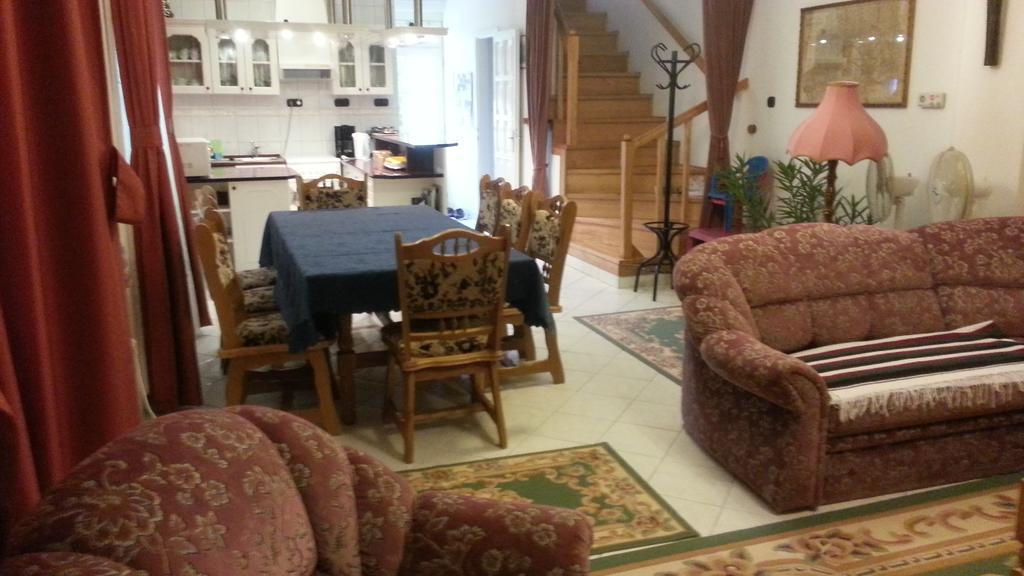 Csokonai Guesthouse Zamárdi Стая снимка