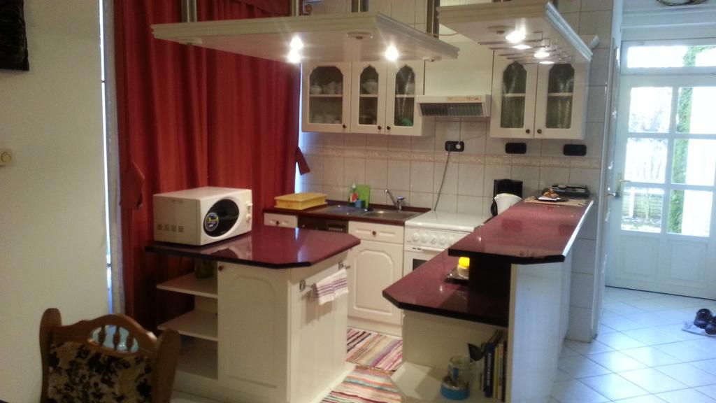 Csokonai Guesthouse Zamárdi Стая снимка